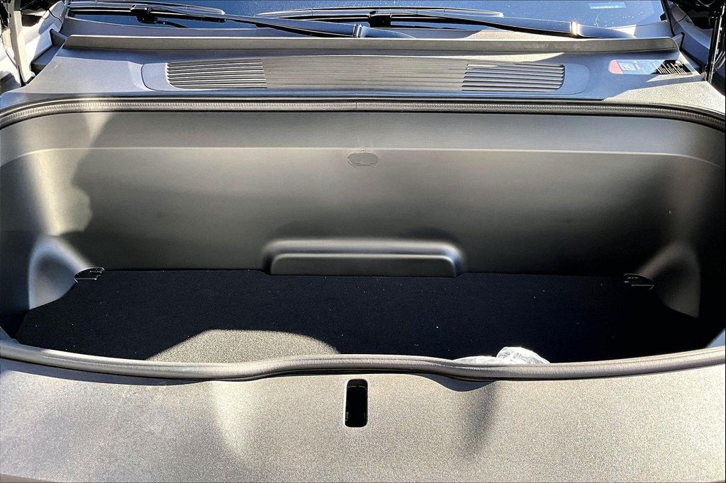 2024 Rivian R1S ADVENTURE QUAD MOTOR LARGE PACK — фото 10
