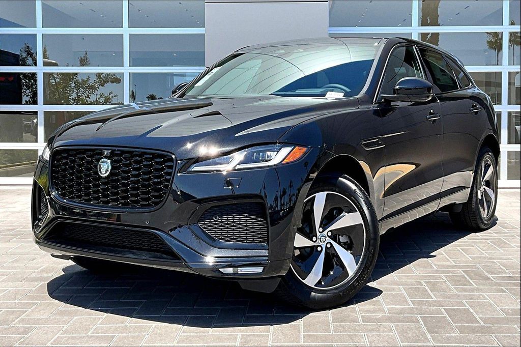 New 2026 Jaguar F-PACE R-Dynamic S P250 AWD Automatic