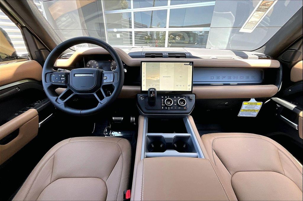 2026 LAND Rover DEFENDER P400 X — фото 5