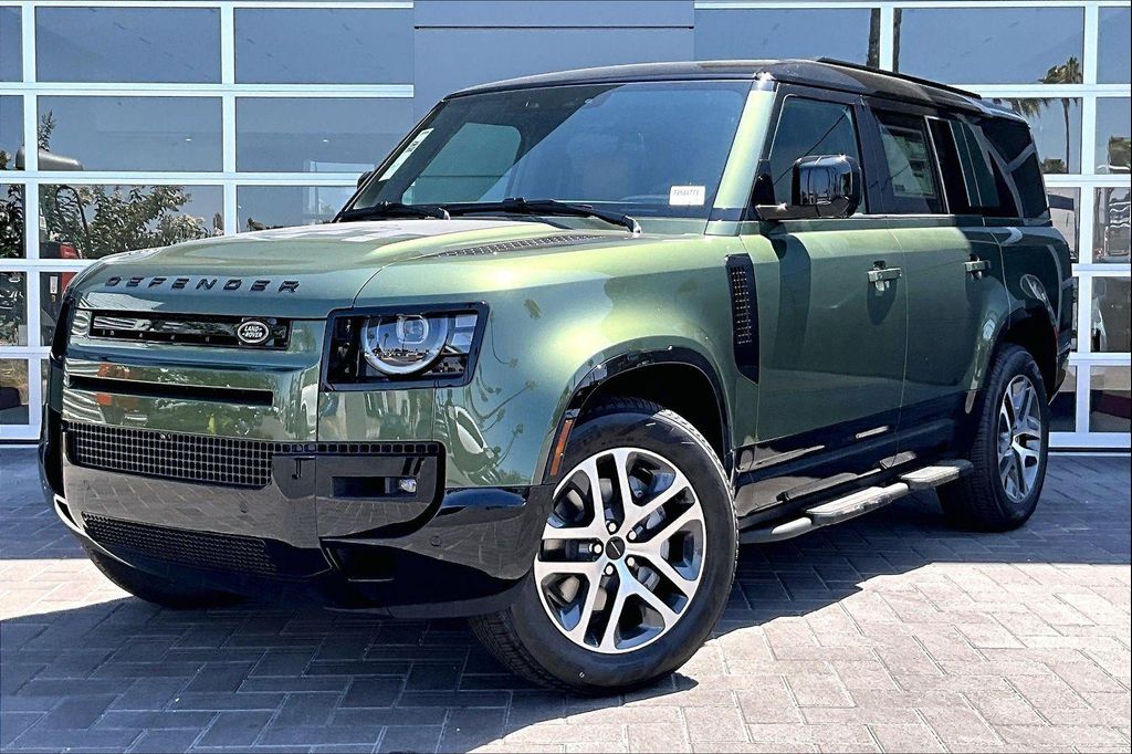 New 2026 Land Rover Defender P400 X-Dynamic SE