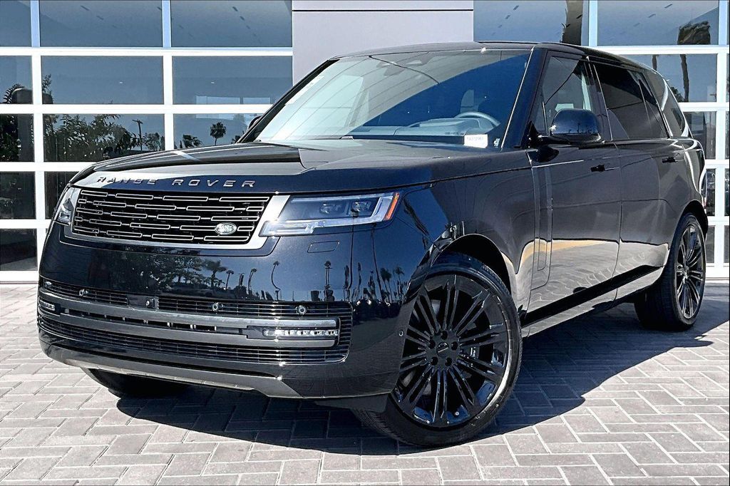 New 2026 Land Rover Range Rover P530 SE 7 Seat