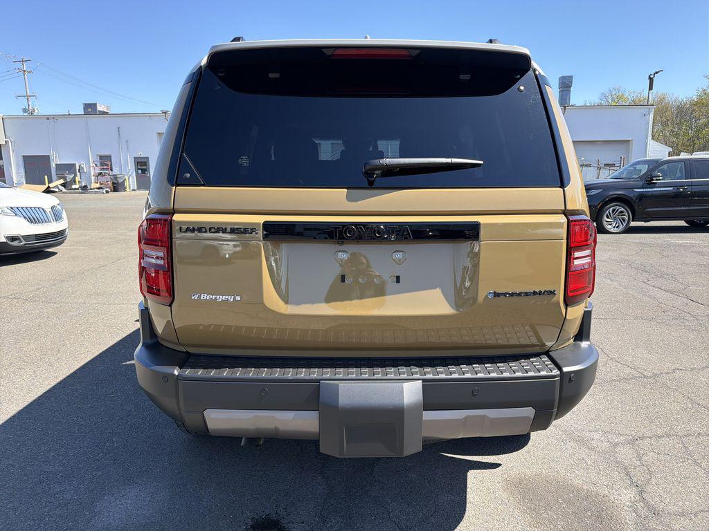 TOYOTA LAND CRUISER - 5