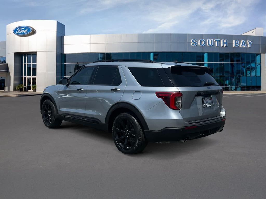 2023 FORD EXPLORER ST-LINE — фото 3