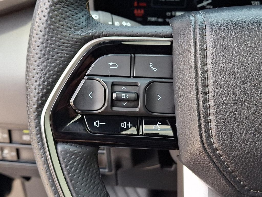 صورة مصغرة 23 لـ 2026 Toyota TUNDRA HYBRID CAPSTONE
