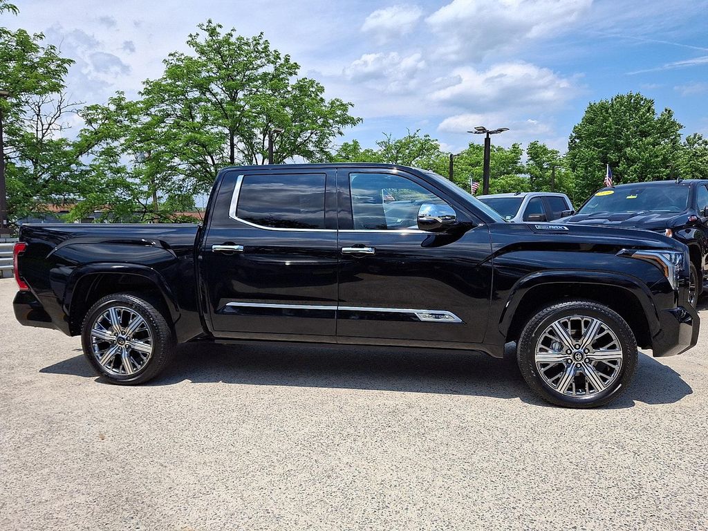 صورة مصغرة 7 لـ 2026 Toyota TUNDRA HYBRID CAPSTONE