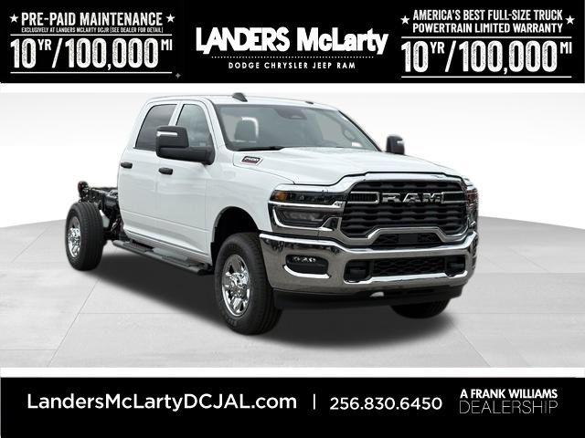 New 2026 RAM 2500 Tradesman Crew Cab 4x4 8' Box