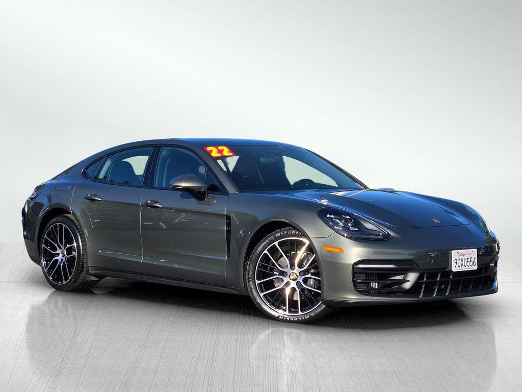 2022 Porsche Panamera