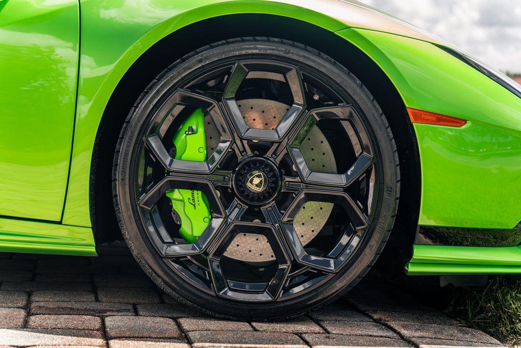 2024 Lamborghini HURACAN TECNICA BASE — фото 14