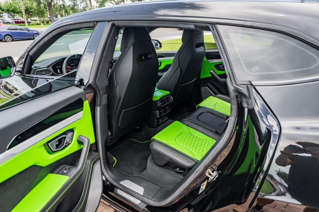 صورة مصغرة 37 لـ 2021 Lamborghini URUS BASE