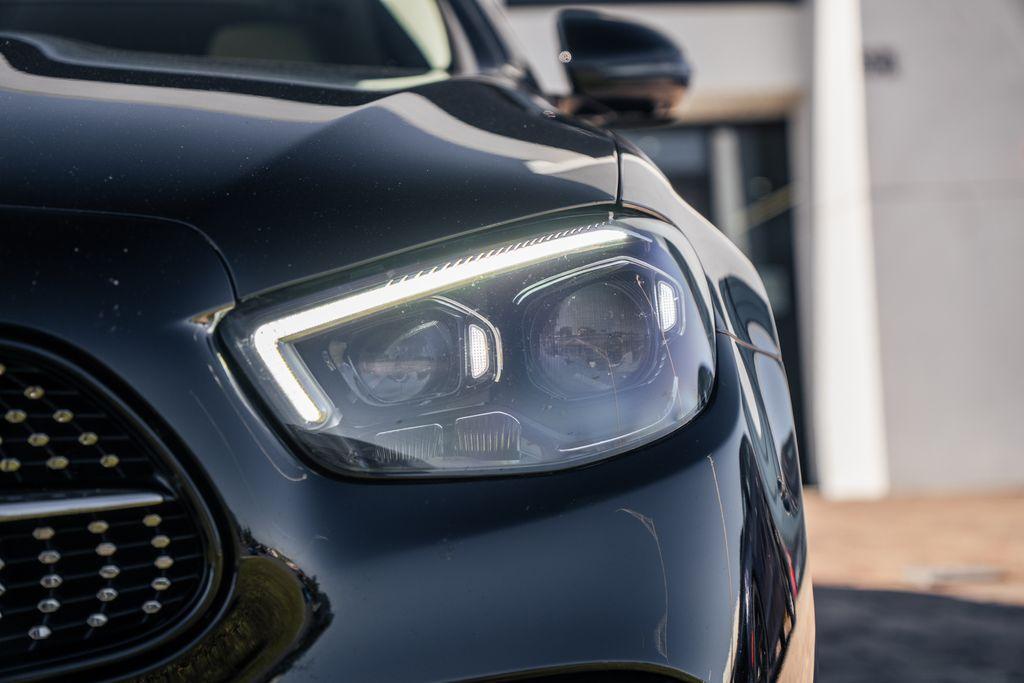 MERCEDES-BENZ E-CLASS - 10