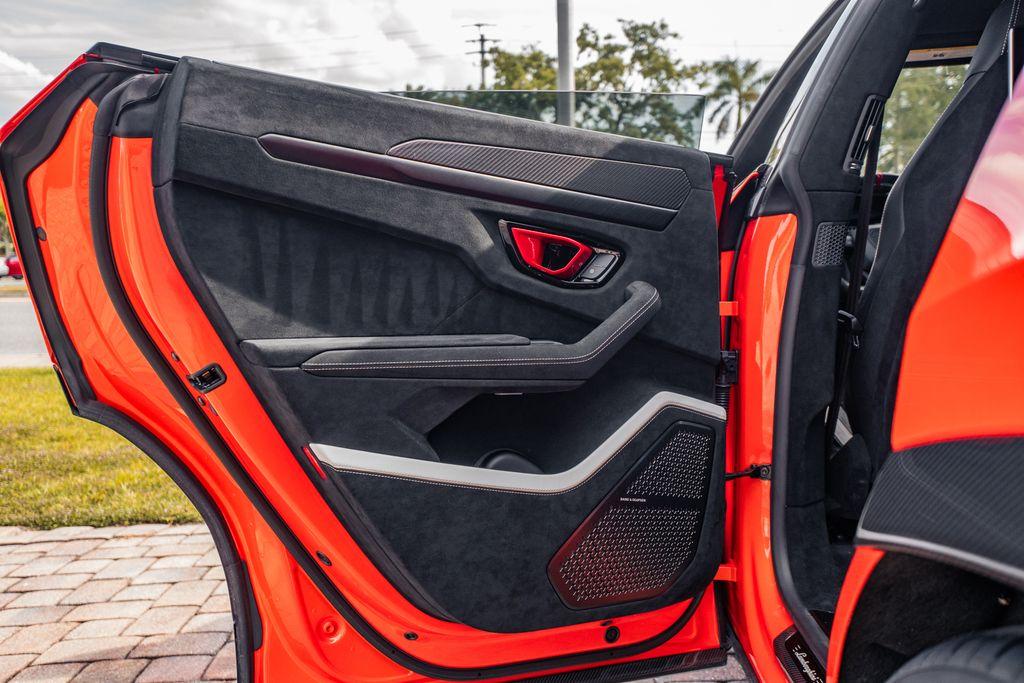 2024 Lamborghini URUS PERFORMANTE — миниатюра 39