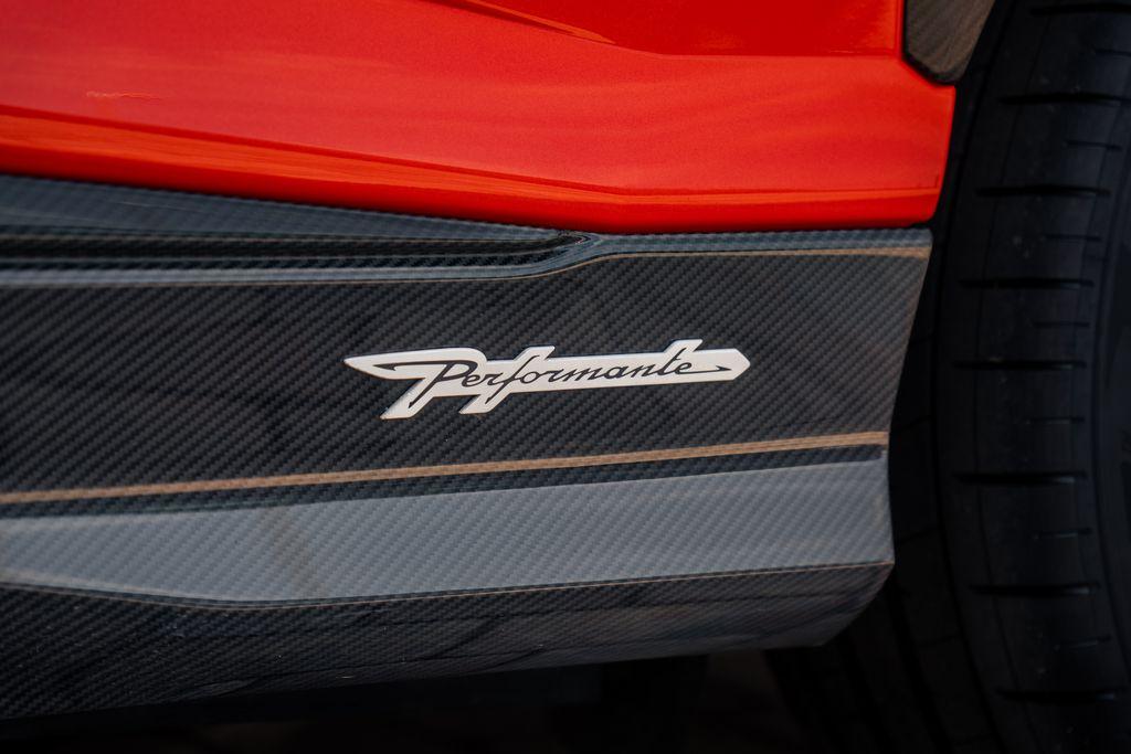 2024 Lamborghini URUS PERFORMANTE — миниатюра 17