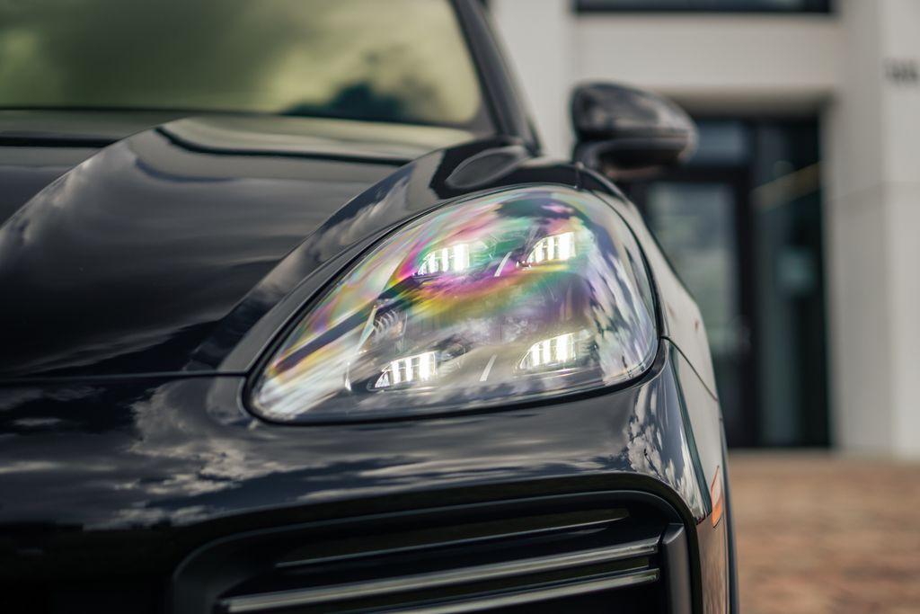 PORSCHE CAYENNE - 10