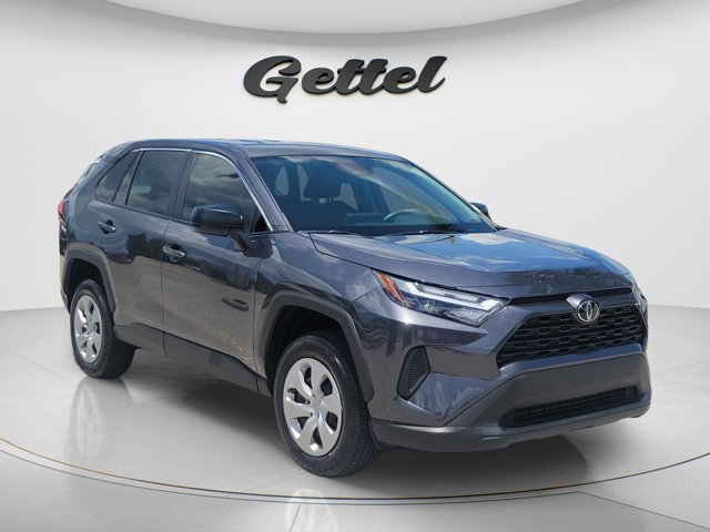 صورة 3 لـ 2024 Toyota RAV4 LE