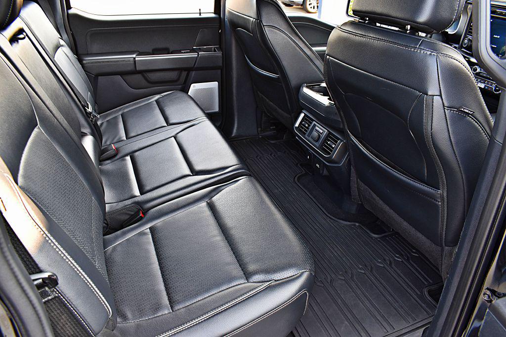 صورة مصغرة 23 لـ 2025 FORD F-150 LARIAT