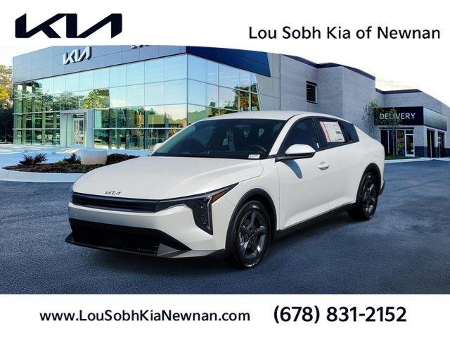 New 2026 Kia K4 LXS