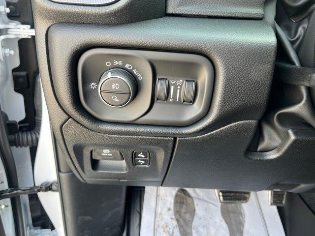 صورة مصغرة 12 لـ 2026 RAM 1500 RHO