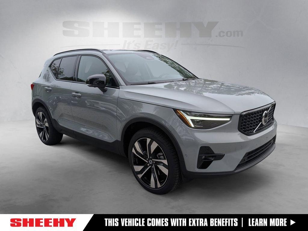 New 2026 Volvo XC40 B5 Ultra