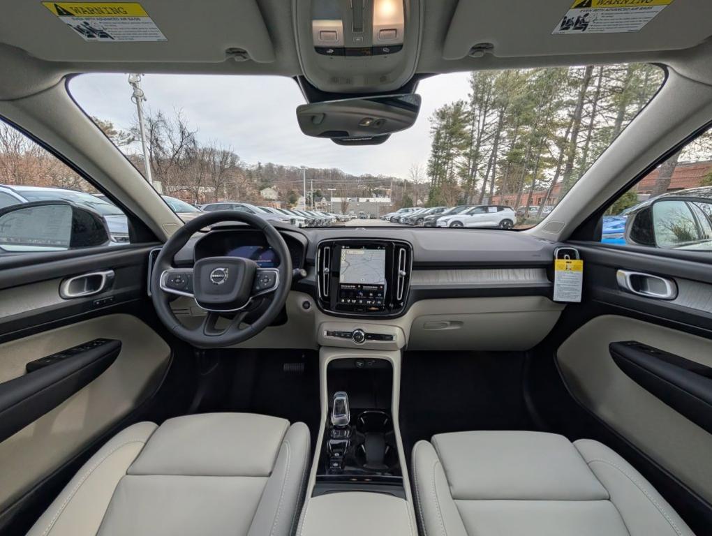 New 2026 Volvo XC40 B4 Plus