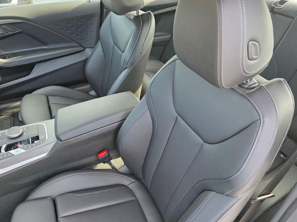صورة 11 لـ 2025 BMW 230 I XDRIVE