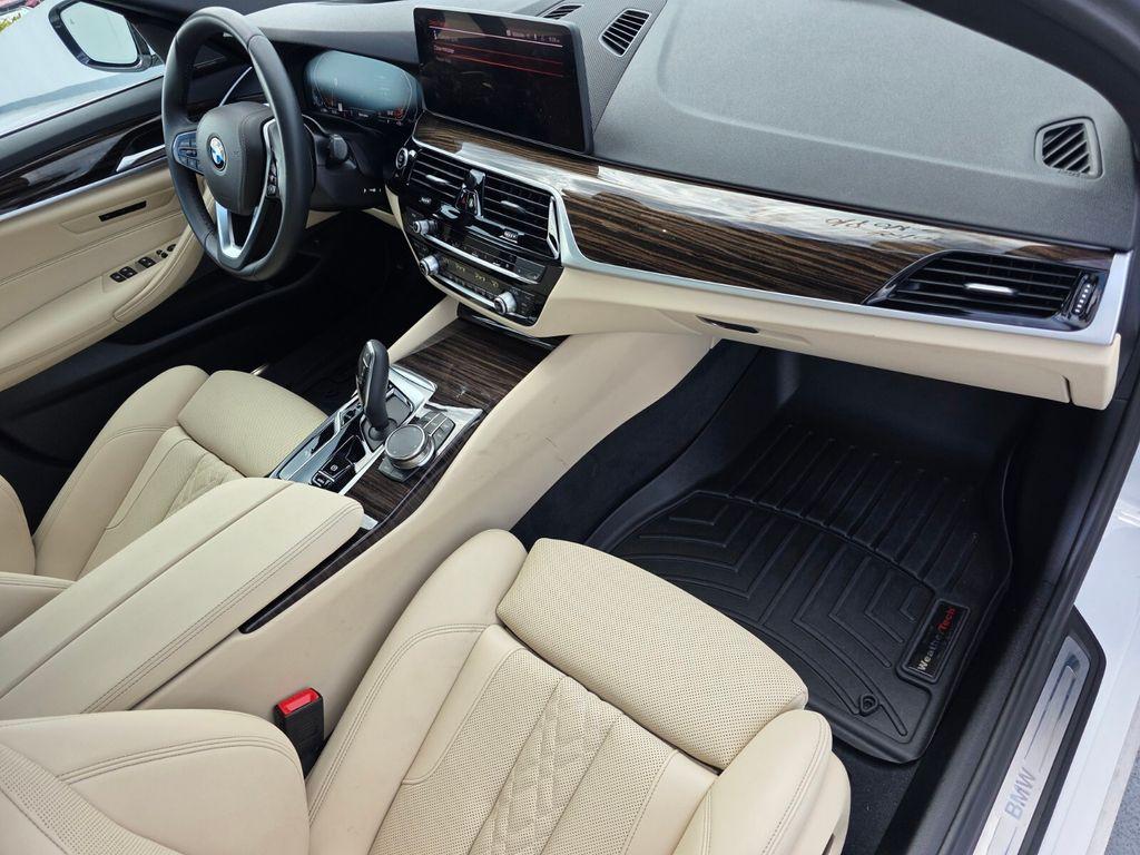 صورة مصغرة 29 لـ 2023 BMW 530 I