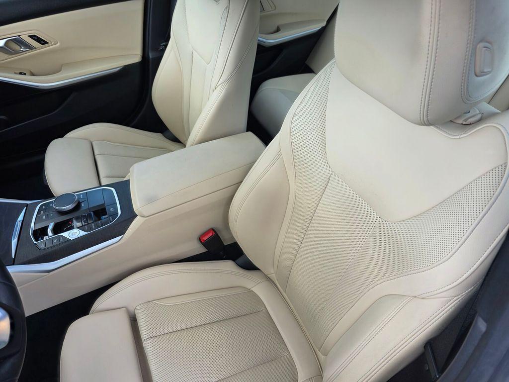 صورة 10 لـ 2024 BMW 330 I