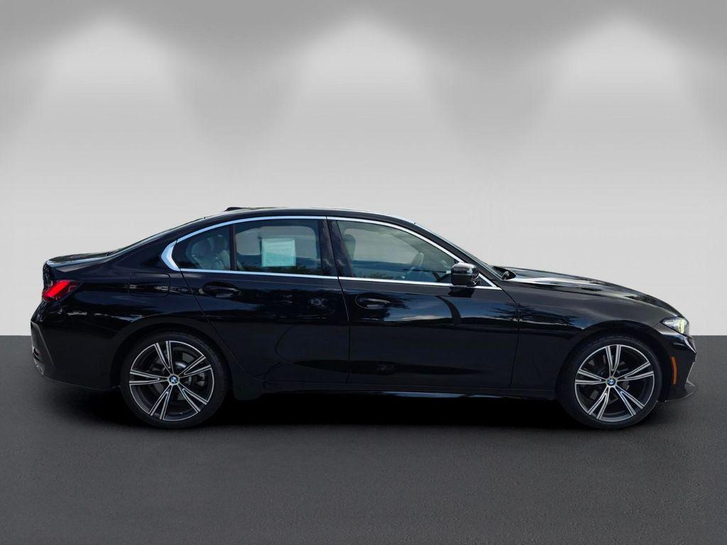صورة 3 لـ 2024 BMW 330 I
