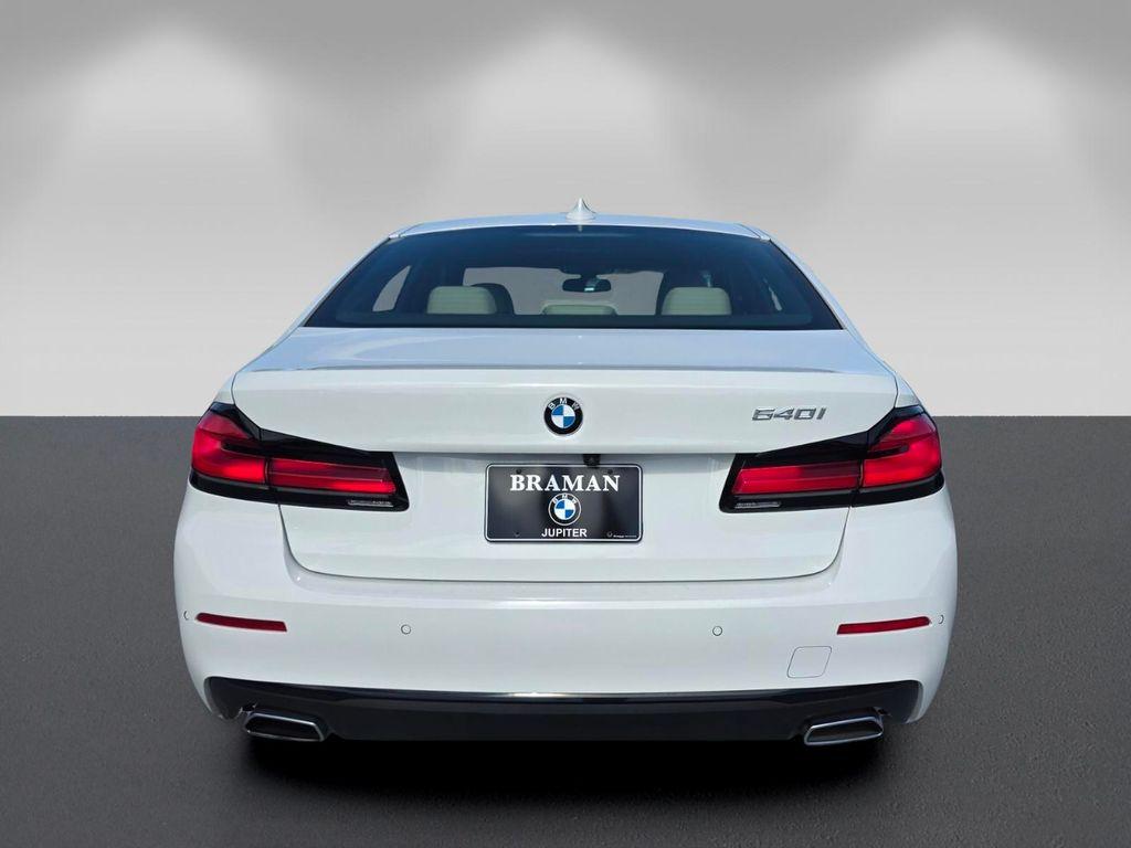 2021 BMW 540 I — фото 5