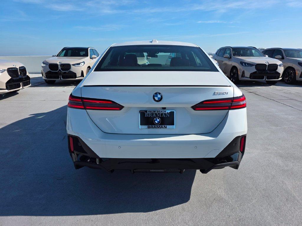 2027 BMW 530 I — миниатюра 5