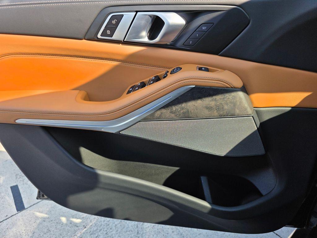 صورة مصغرة 25 لـ 2025 BMW X5 SDRIVE40I
