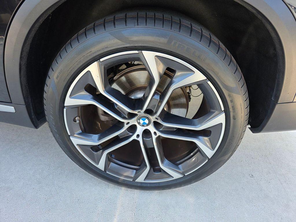 صورة مصغرة 17 لـ 2025 BMW X5 SDRIVE40I