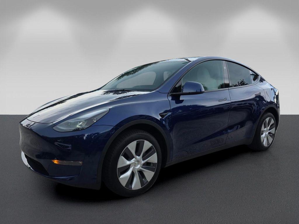 2024 Tesla MODEL Y LONG RANGE — фото 8