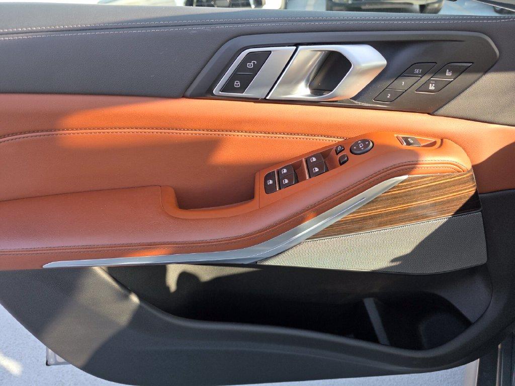 صورة مصغرة 20 لـ 2025 BMW X5 XDRIVE40I
