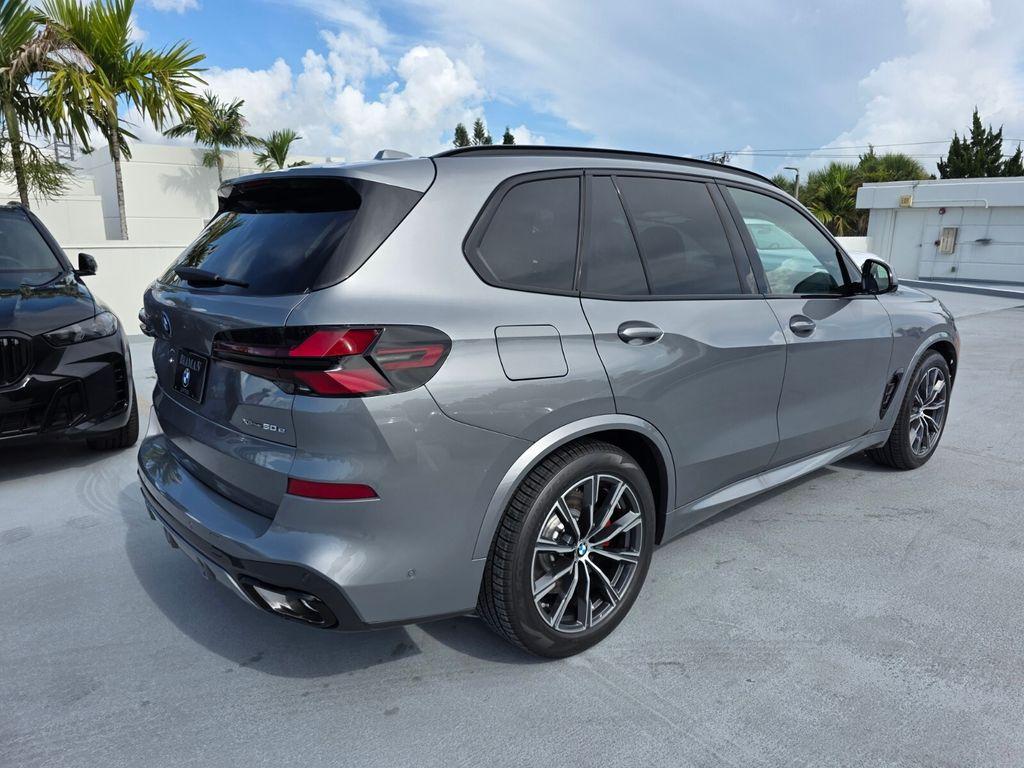 2026 BMW X5 PHEV XDRIVE50E 缩略图 4