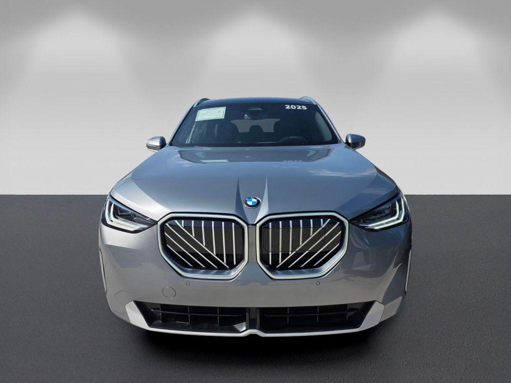 صورة 2 لـ 2025 BMW X3 30 XDRIVE