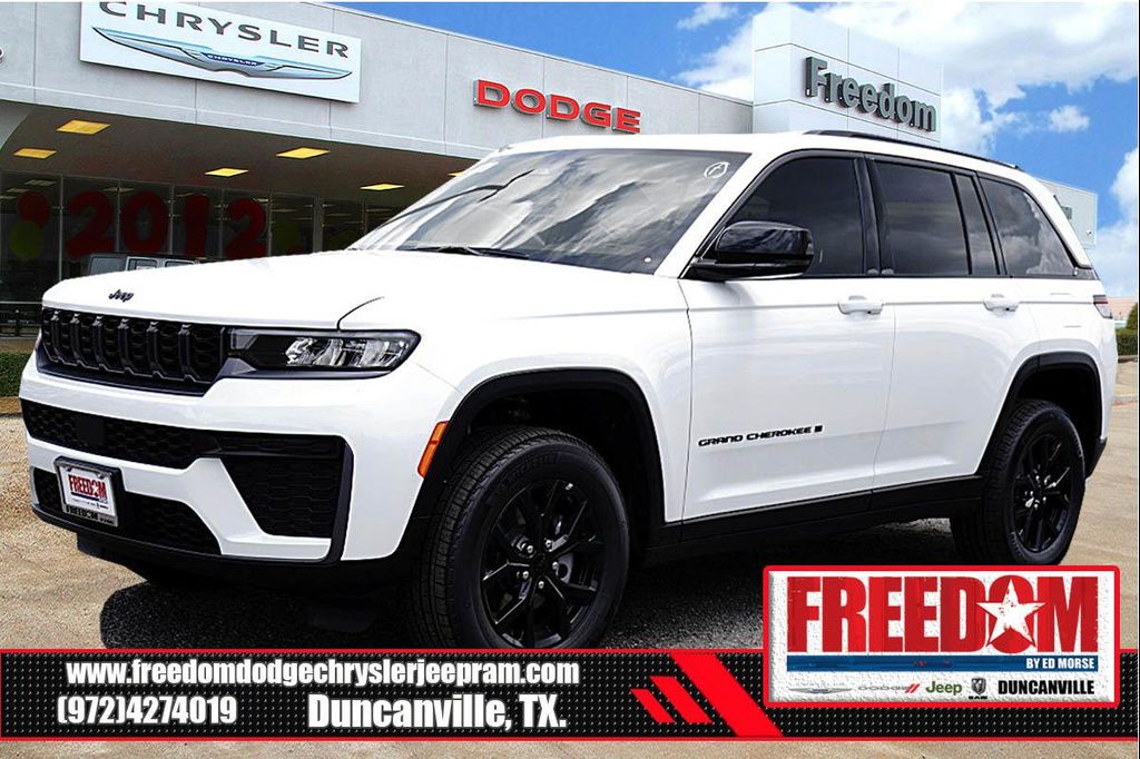 New 2026 Jeep Grand Cherokee Altitude