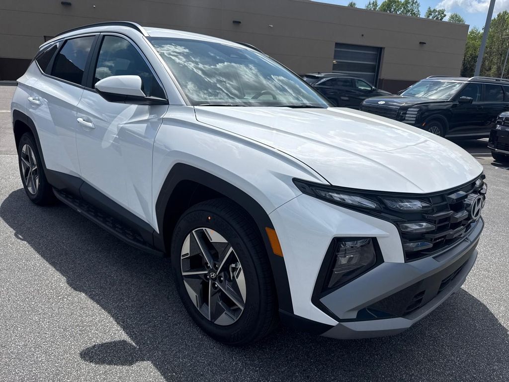 New 2026 Hyundai TUCSON SEL