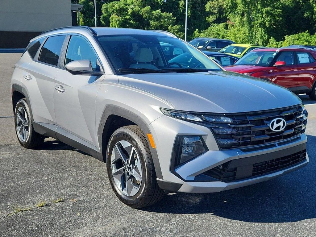 New 2026 Hyundai TUCSON Hybrid SEL