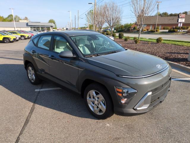 New 2026 Hyundai KONA SE