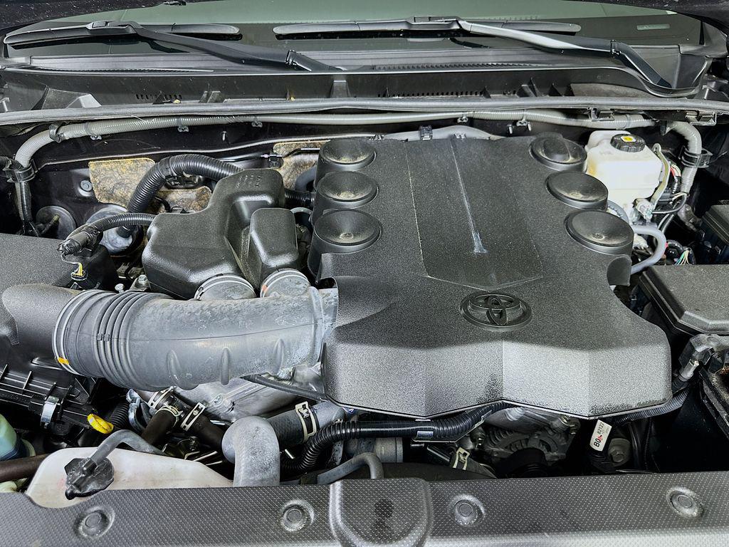 صورة 9 لـ 2023 Toyota 4RUNNER SR5 PREMIUM