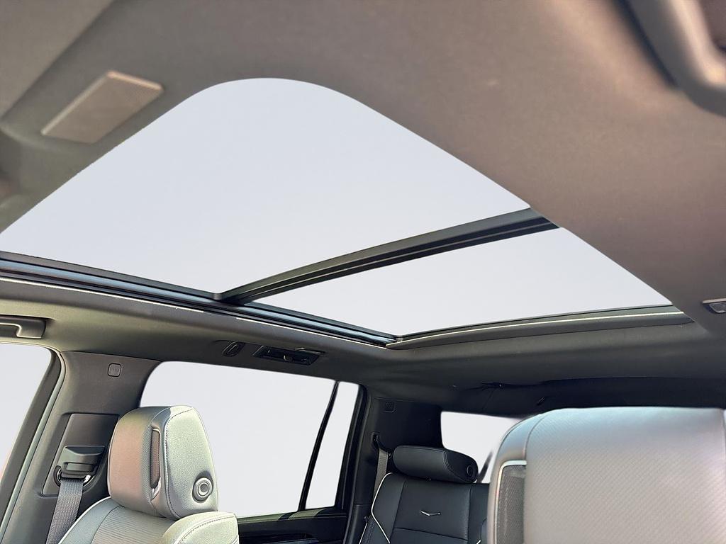صورة 6 لـ 2026 Cadillac ESCALADE ESV LUXURY