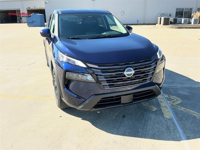 New 2026 Nissan Rogue SV