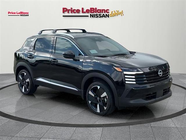 New 2025 Nissan Kicks SR