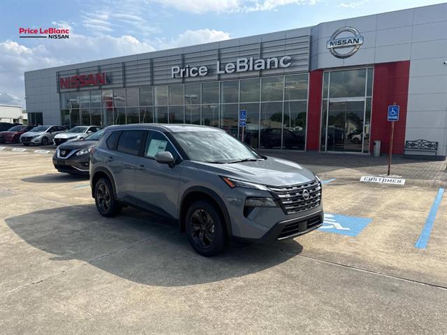 New 2026 Nissan Rogue SV
