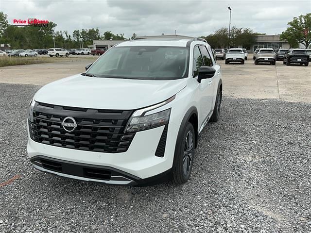 New 2026 Nissan Pathfinder Platinum
