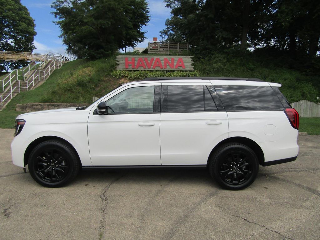 New 2027 Ford Expedition Platinum