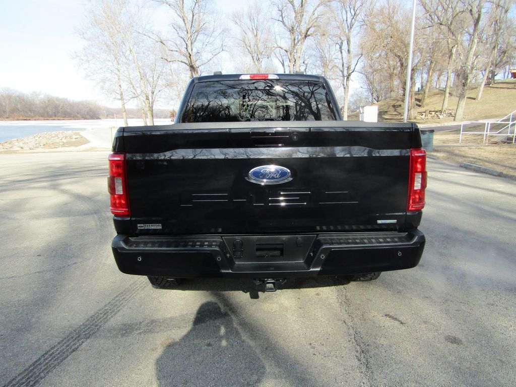 FORD F-150 XLT - 4