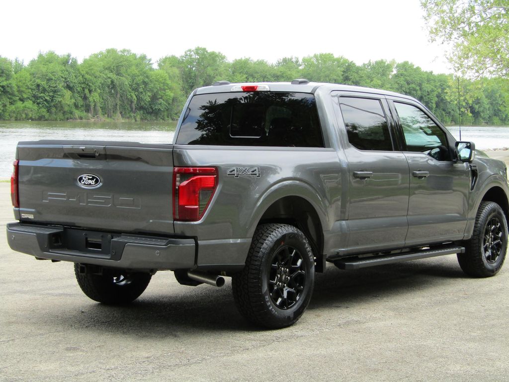 FORD F-150 XLT - 4