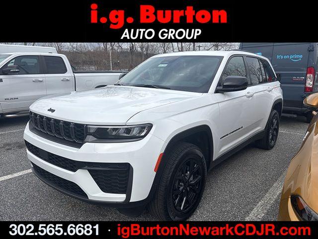 New 2026 Jeep Grand Cherokee Laredo