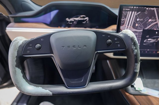 TESLA MODEL S BASE - 9